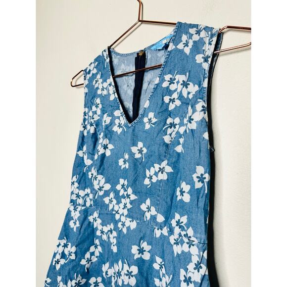 DRAPER JAMES Blue White Floral Sleeveless V-Neckline Love Circle Dress Size 2 - Picture 4 of 10